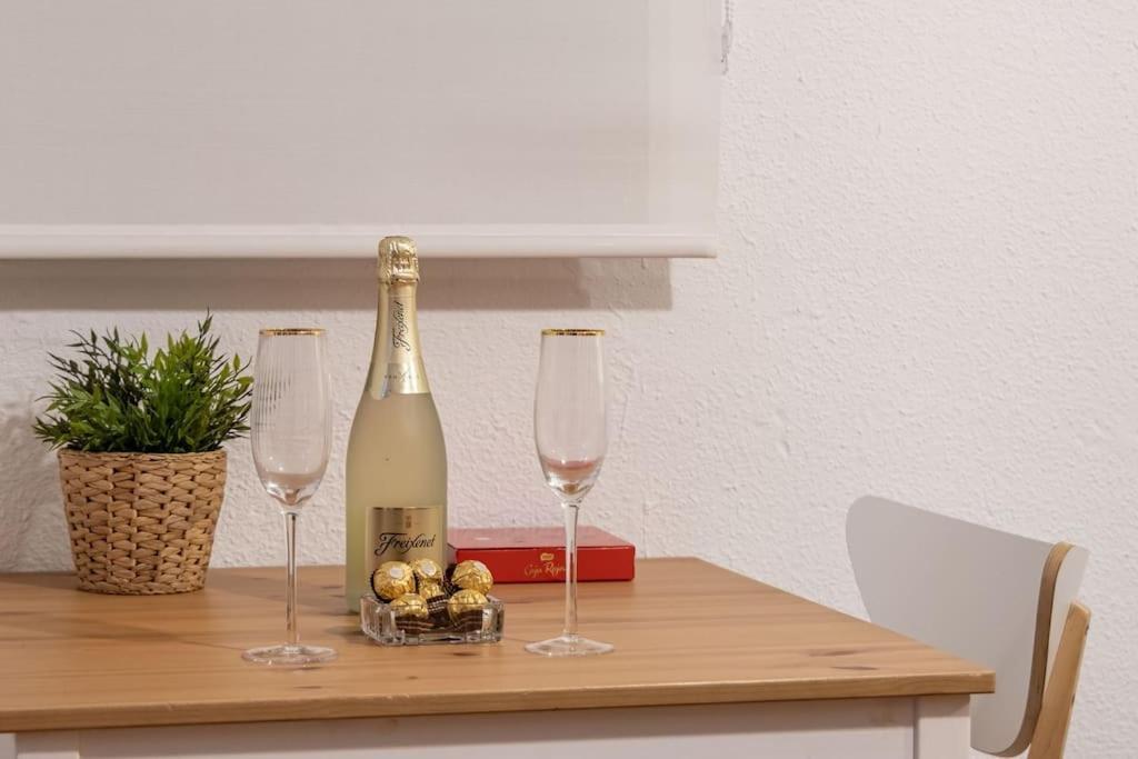 Apartamento Con Terraza A 4 Minutos De La Catedral Granada Dış mekan fotoğraf
