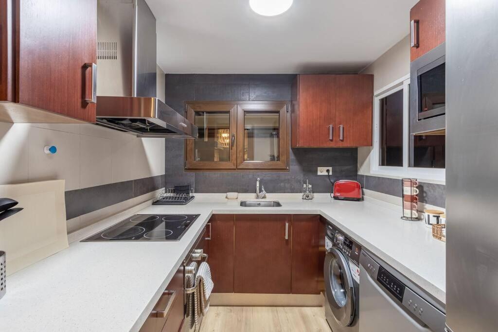 Apartamento Con Terraza A 4 Minutos De La Catedral Granada Dış mekan fotoğraf