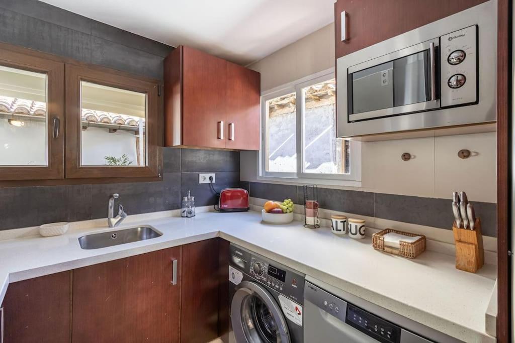 Apartamento Con Terraza A 4 Minutos De La Catedral Granada Dış mekan fotoğraf